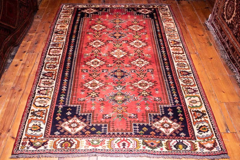 4820 Oriental Kashkuli Carpet 162x250cm (5.3 x 8.2ft)