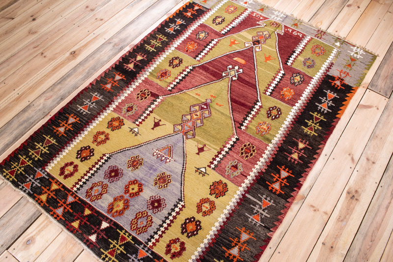 5152 Turkish Emir Dag (saf) Kilim 124x189cm (4.1 x 6.2ft)