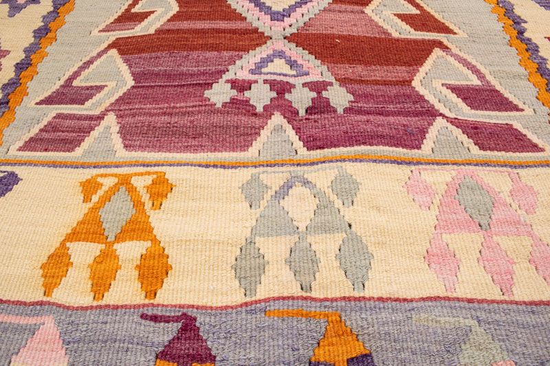 5639 Turkish Ordu Kilim 187x214cm (6.1 x 7ft)