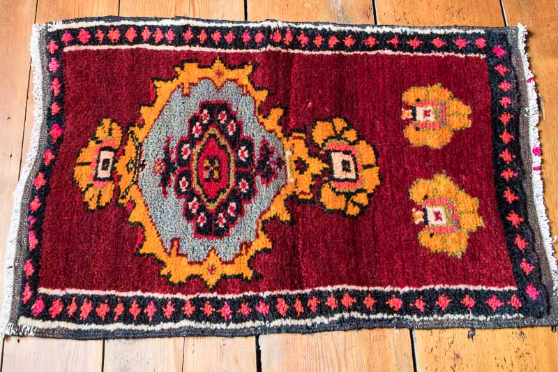 8011 Turkish Malatya Rug 55x82cm (1.9 x 2.8ft)