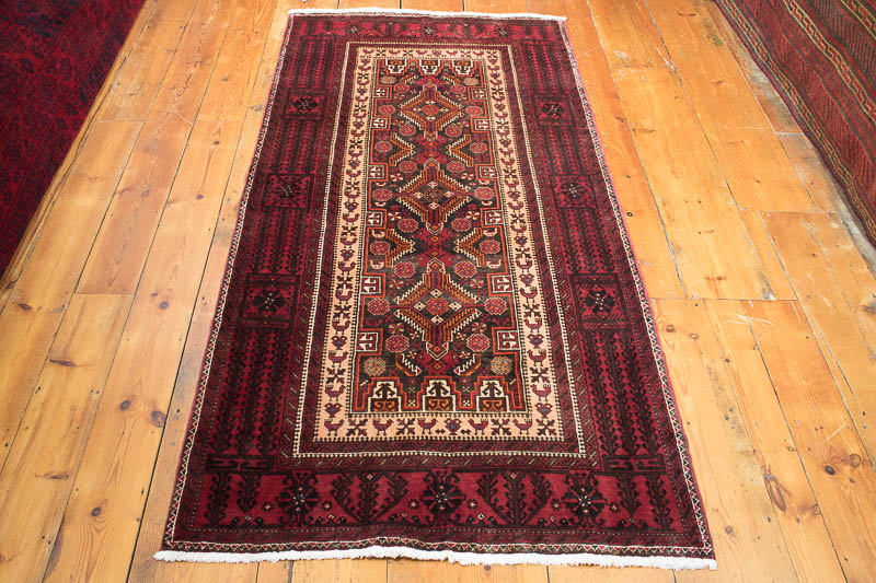 8452 Persian Oriental Baluch Rug 99x206cm (3.3 x 6.9ft)