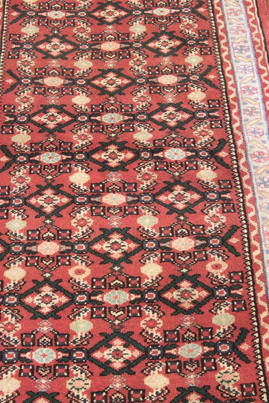 8464 Hosseinabad Persian Hallway Runner 74x385cm (2.5 x 12.7ft)