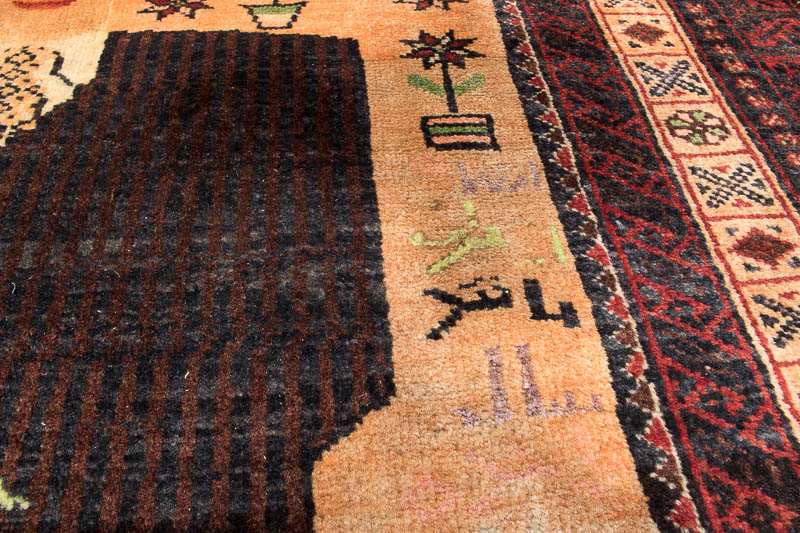 8624 Persian Baluch Rug (Shah Pahlavi) 109x227cm (3.7 x 7.5½ft)