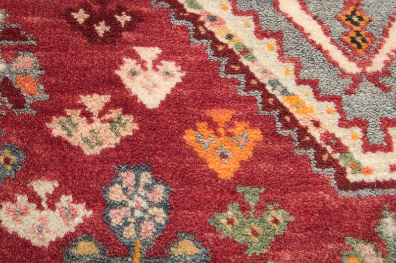 8641 Persian Qashqai Rug 59x64cm (1.11 x 2.1ft)