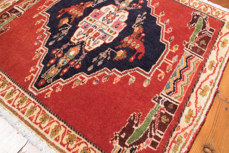 8644 Persian Qashqai Rug 58x62cm (1.10 x 2.0ft)