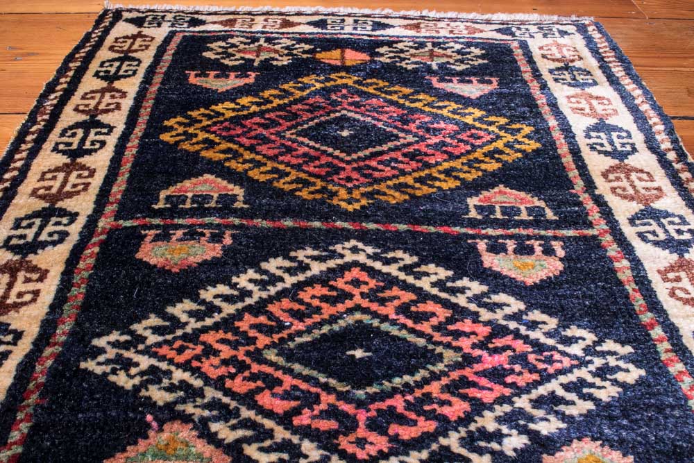 8971 Small Turkish Savak Rug 51x89cm (1.8 x 2.11ft)