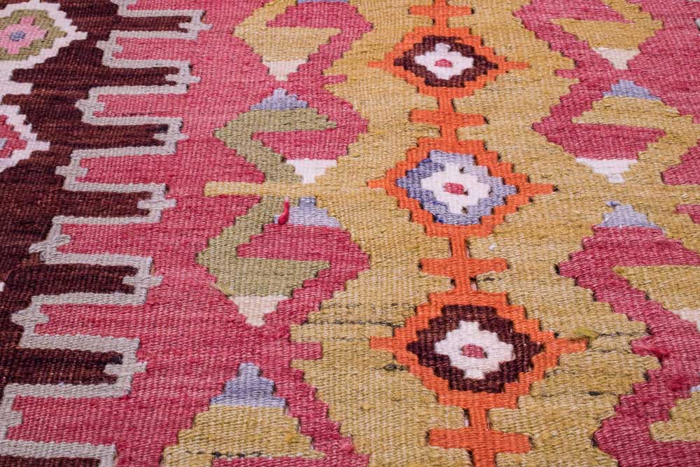 9046 Vintage Turkish Kilim Rug - Esme 94x154cm (3.1 x 5.0ft)