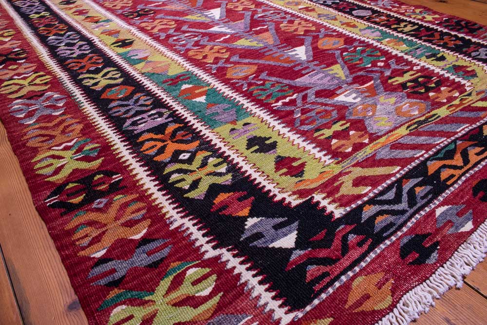 9058 Vintage Turkish Kilim Rug - Esme 104x160cm (3.5 x 5.3ft)