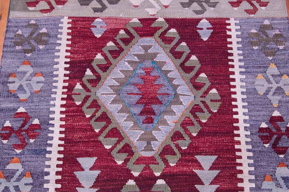 9101 Vintage Turkish Kilim Rug - Esme 69x120cm (2.3 x 3.11ft)