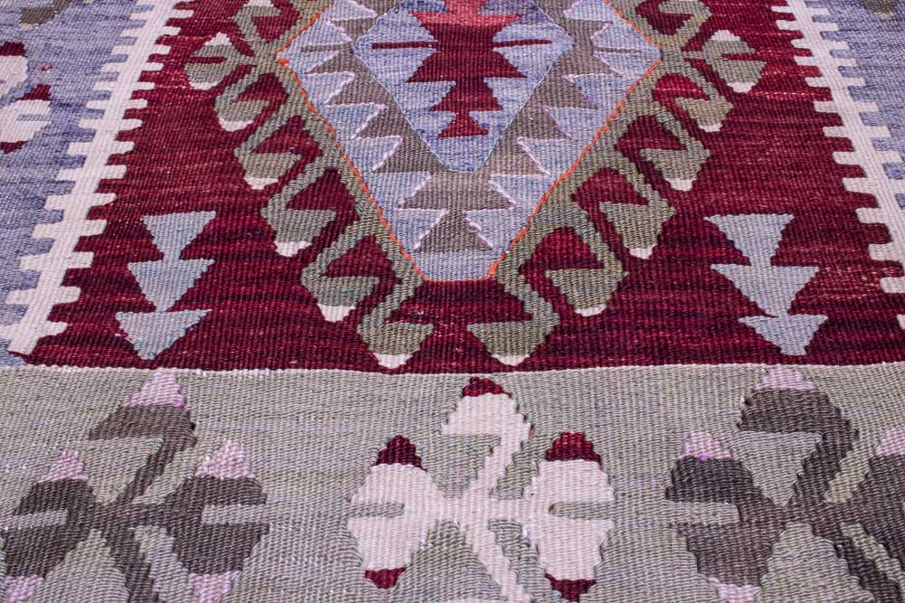 9101 Vintage Turkish Kilim Rug - Esme 69x120cm (2.3 x 3.11ft)