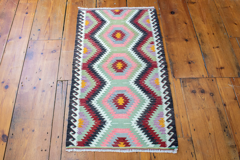 9429 Vintage Turkish Kilim Rug - Antalya 58x107cm (1.11 x 3.6ft)