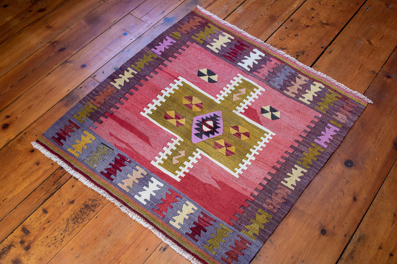 9435 Vintage Turkish Kilim Rug - Adana 86x94cm (2.10 x 3.1ft)