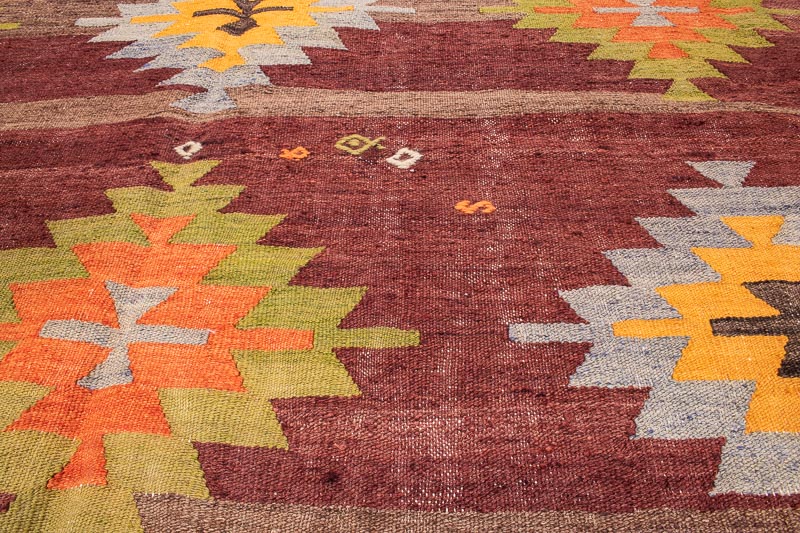 9993 Turkish Vintage Isparta Kilim Rug 182x339cm (5.11 X 11.1ft)