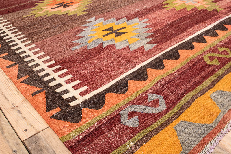 9993 Turkish Vintage Isparta Kilim Rug 182x339cm (5.11 X 11.1ft)