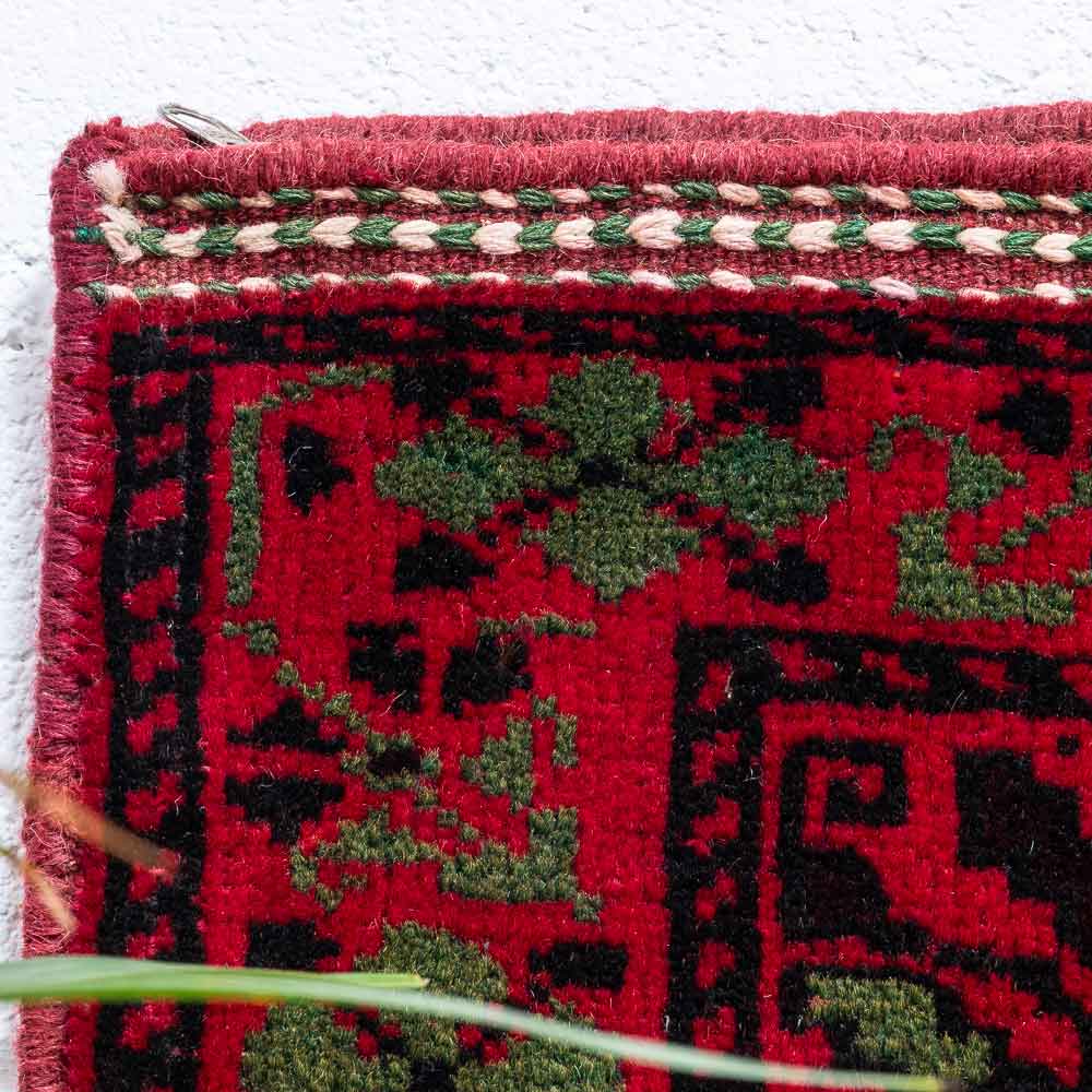 CC1525 Vintage Tribal Afghan Baluch Carpet Cushion Cover 44x46cm (1.5 x 1.6ft)