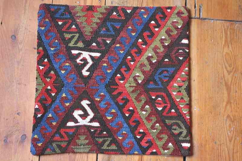 KC1246 Turkish Kilim Cushion Cover 40x40cm