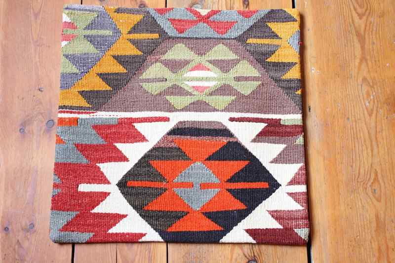 KC1270 Turkish Kilim Cushion Cover 40x40cm