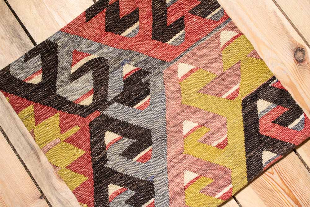 KC2089 Turkish Kilim Cushion Cover 40x40cm