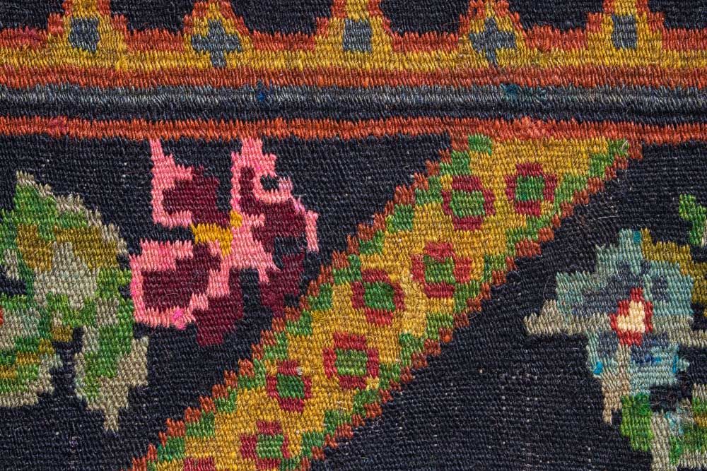 KC2121 Moldovan Rose Kilim Cushion Cover 30x50cm