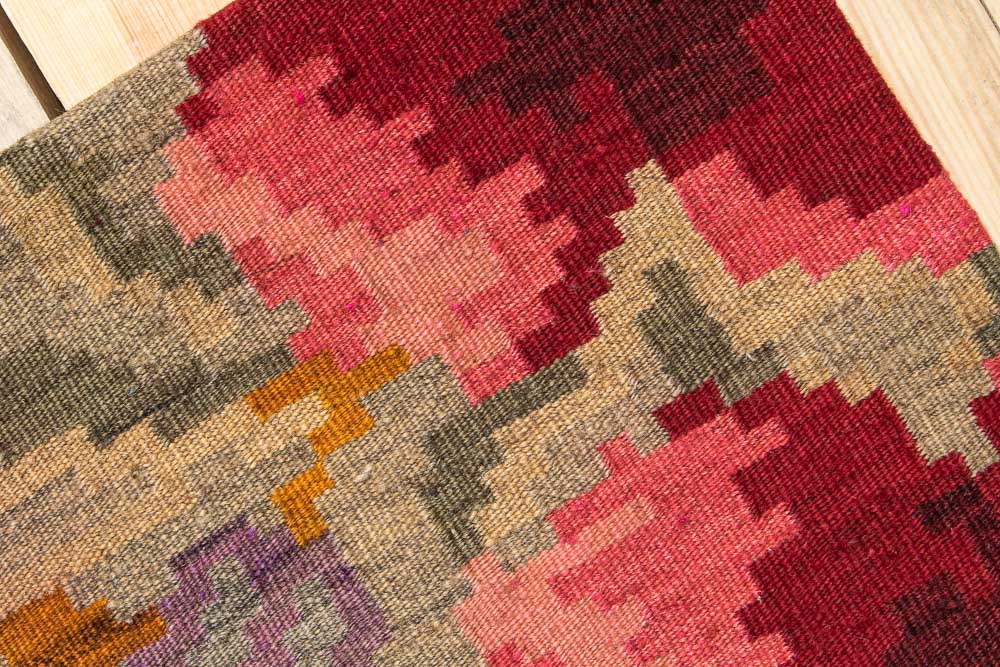 KC2122 Moldovan Rose Kilim Cushion Cover 30x50cm