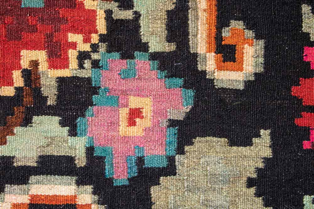 KC2127 Large Moldovan Rose Kilim Cushion Cover 65x65cm