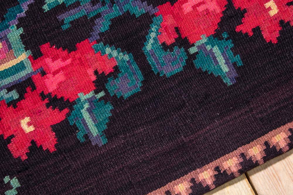 KC2132 Large Moldovan Rose Kilim Cushion Cover 65x65cm