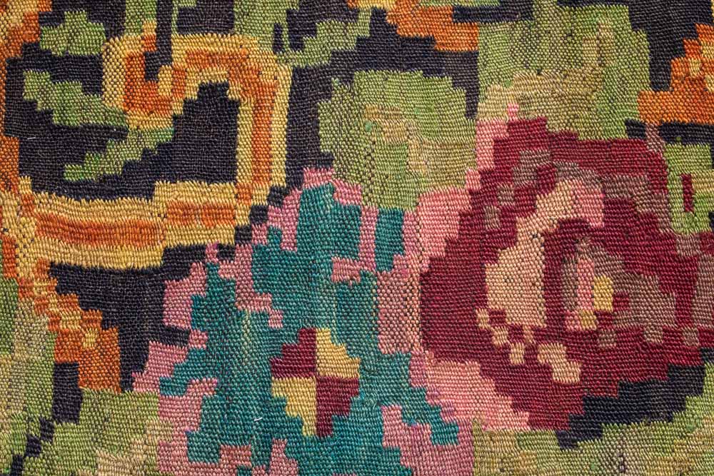 KC2133 Large Moldovan Rose Kilim Cushion Cover 65x65cm