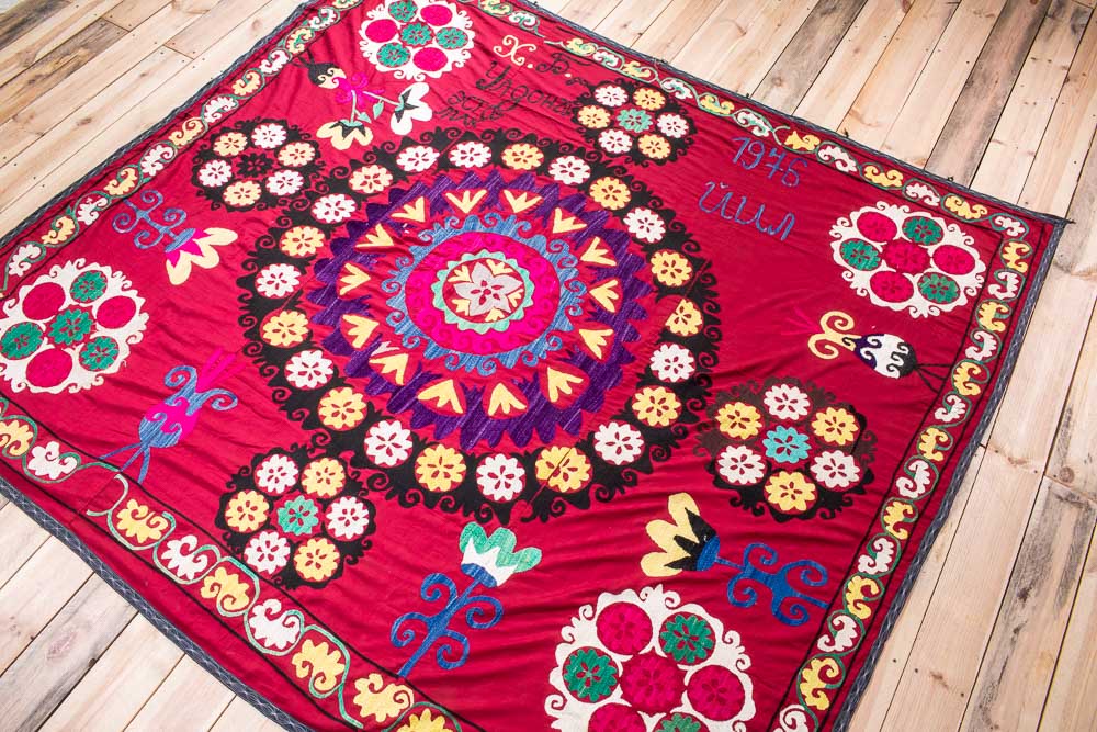 SUZ831 Vintage Uzbek Suzani Embroidery 203x223cm (6.8 x 7.3ft)