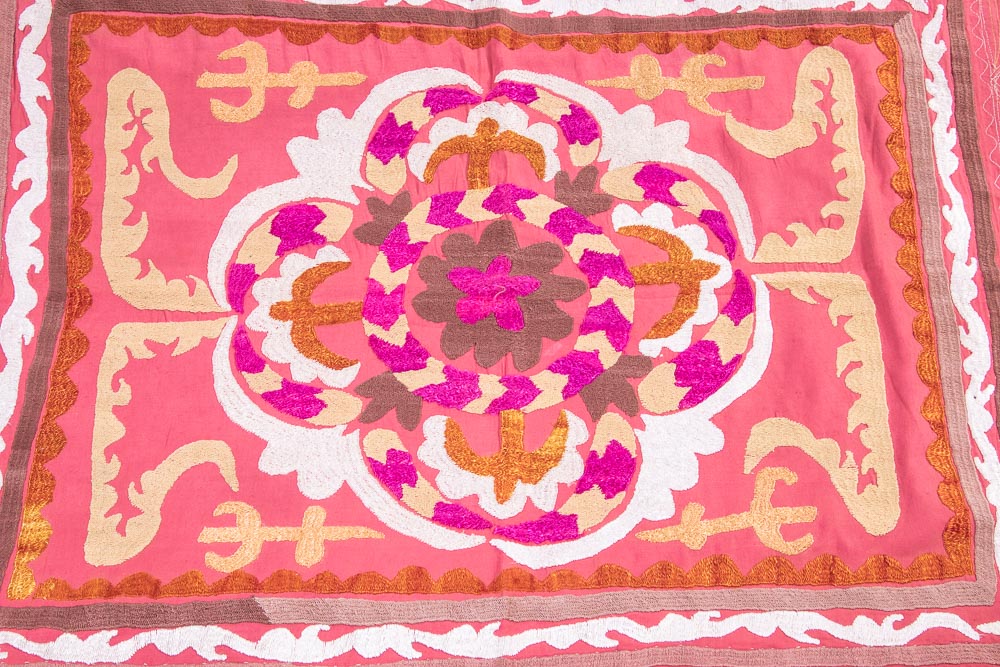 SUZ847 Vintage Uzbek Suzani Embroidery 89x106cm (2.11 x 3.5½ft)