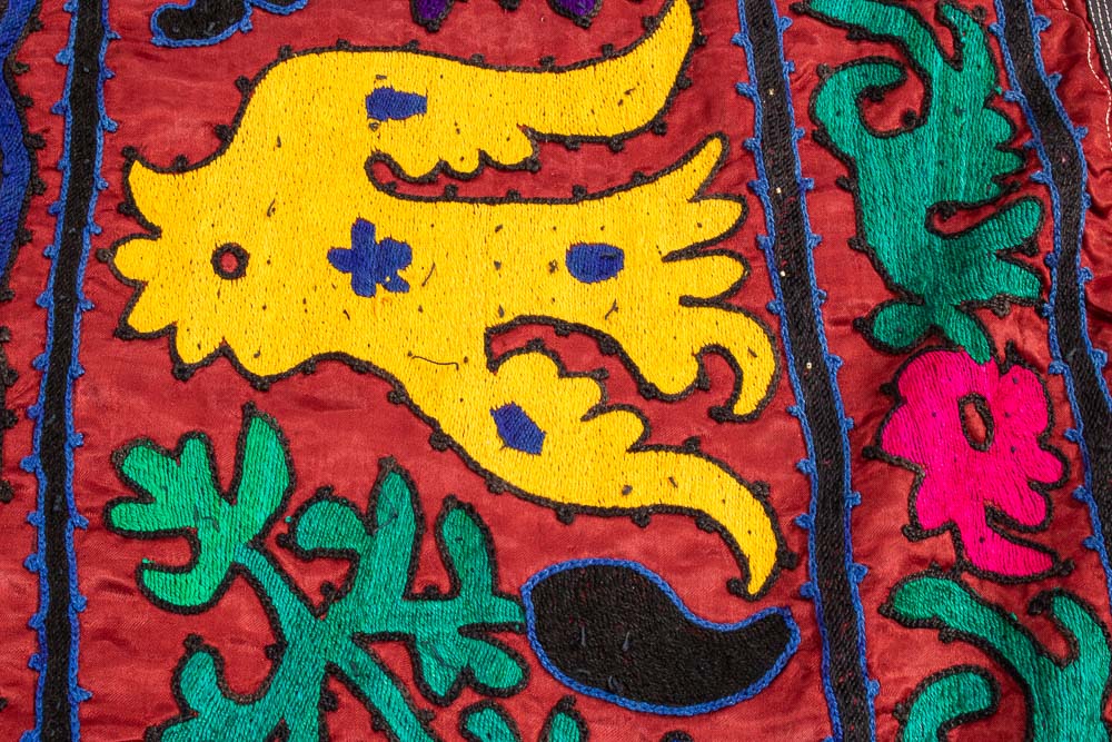 SUZ853 Vintage Uzbek Suzani Embroidery 95x141cm (3.1½ x 4.7½ft)