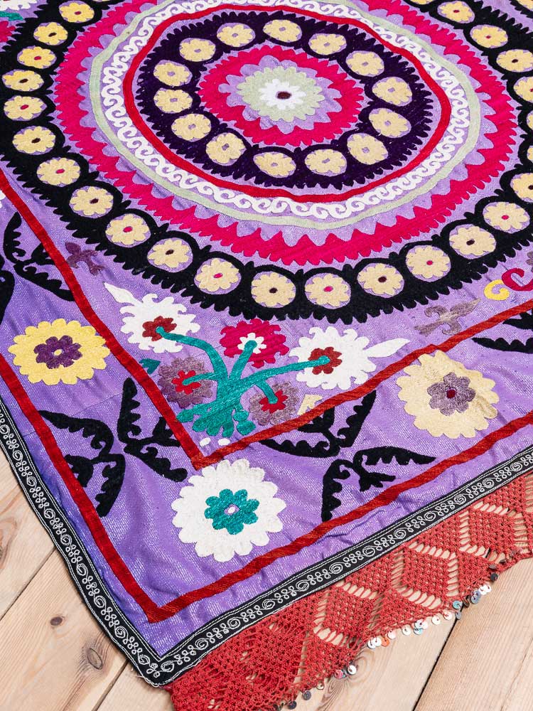 SUZ901 Vintage Purple Uzbek Suzani Embroidered Textile 144x205cm (4.8½ x 6.8½ft)