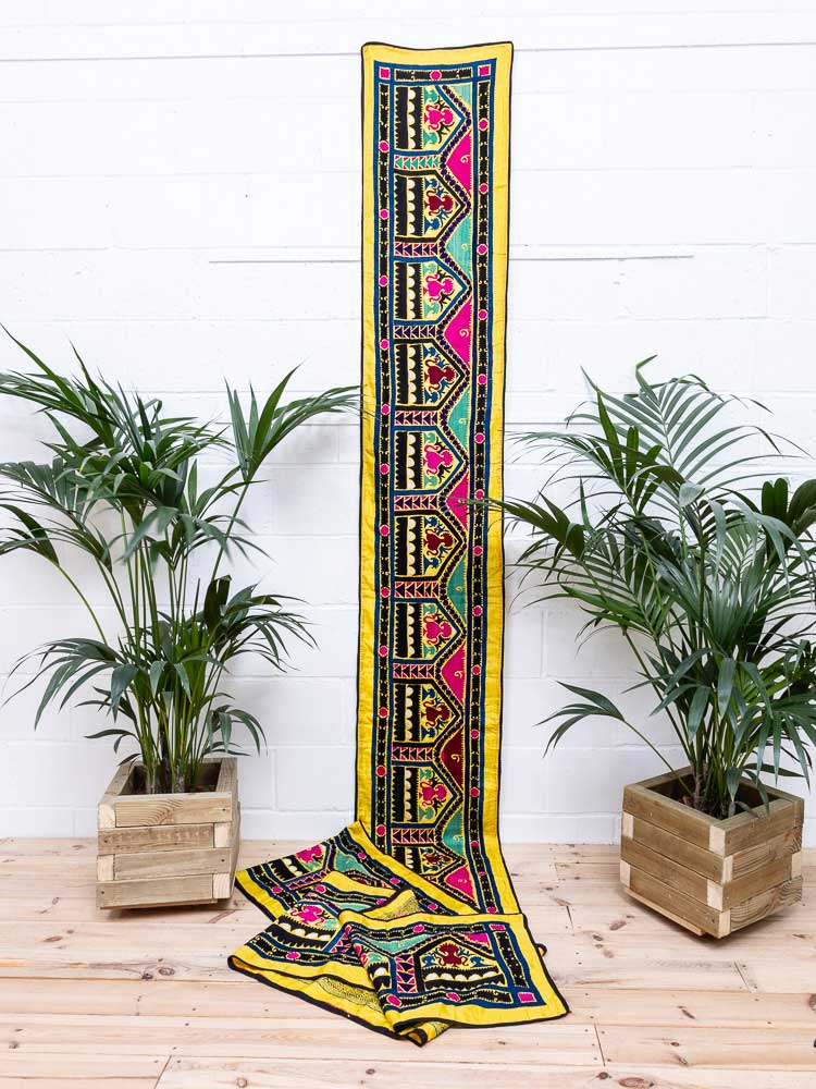 SUZ905 Long Yellow Vintage Uzbek Suzani Pelmet Textile 47x660cm (1.6 x 21.8ft)