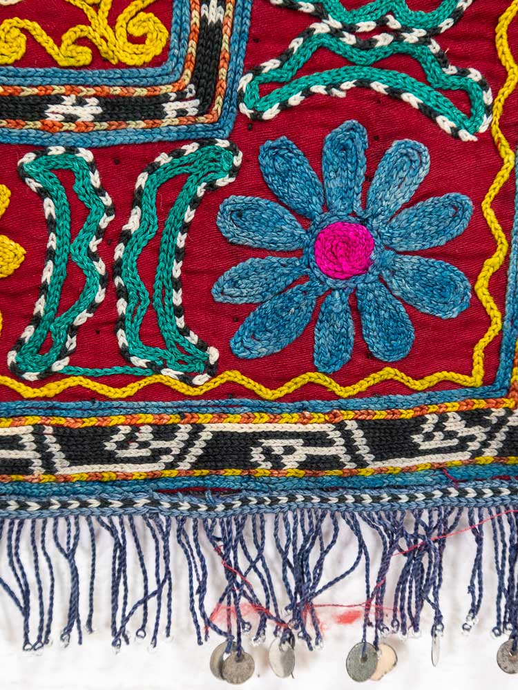 SUZ913 Vintage Uzbek Lakai Suzani Embroidery 31x33cm (1 x 1.0ft)